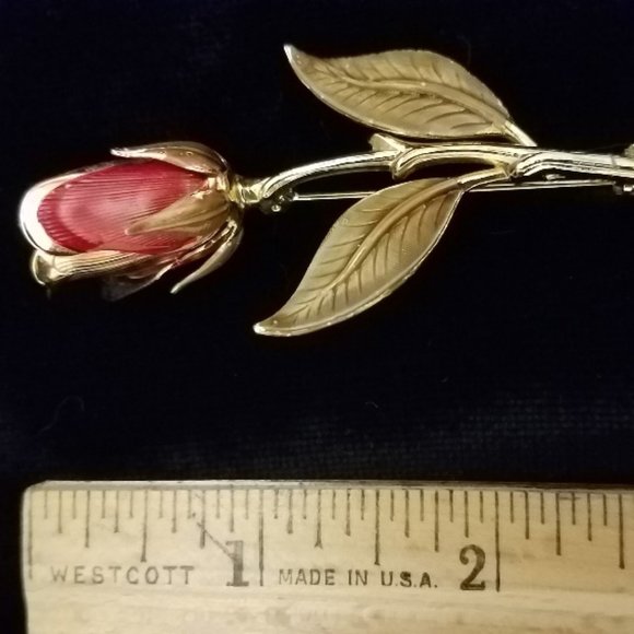 Vintage Red Rose Bud Brooch - Picture 4 of 4